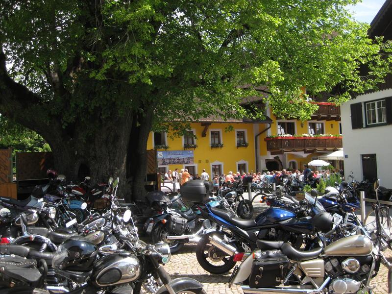 Biker-Frühschoppen in Faistenau